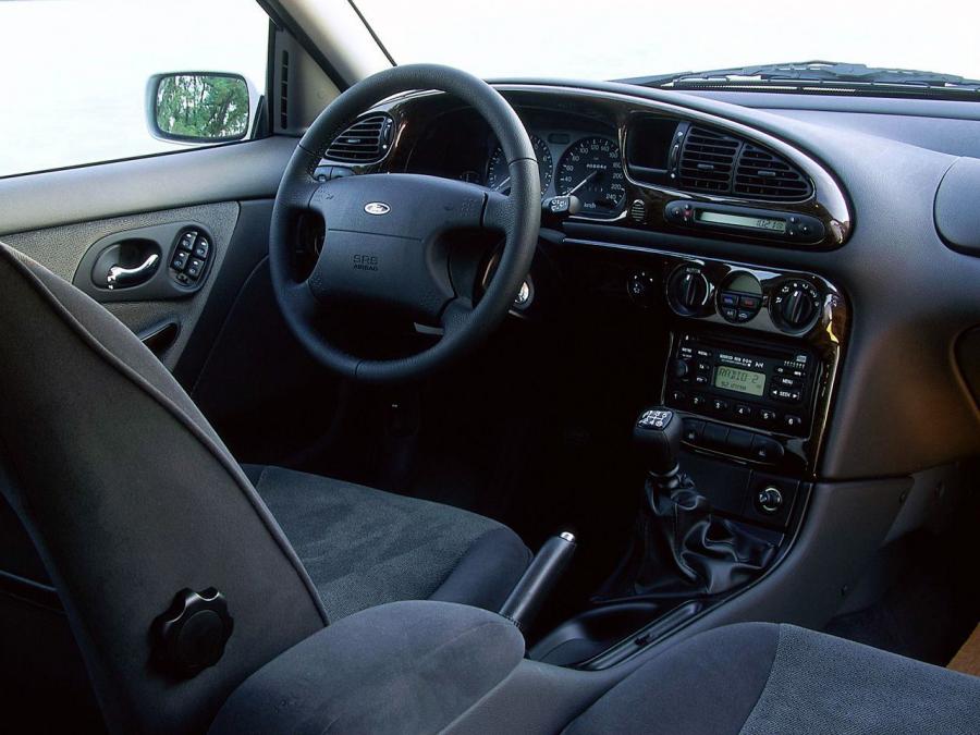  Ford Mondeo Sedan 1996 года  (фото 8 из 10)